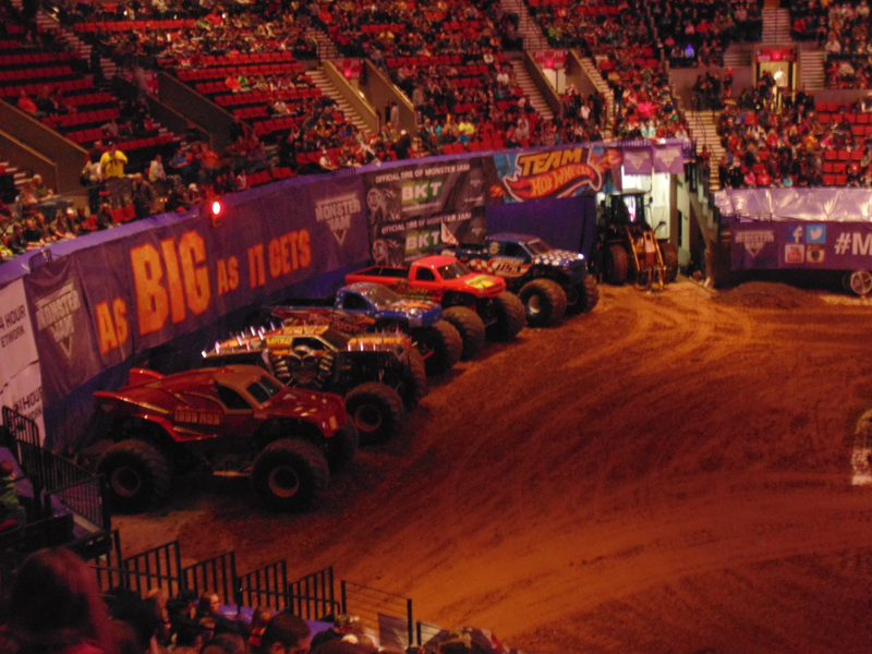 Illustration for article titled Monster Jam Portland (Photos and Video)